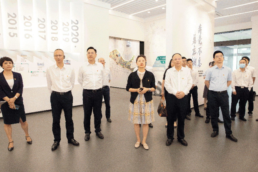 1627542942208369eGS4.gif 1.gif